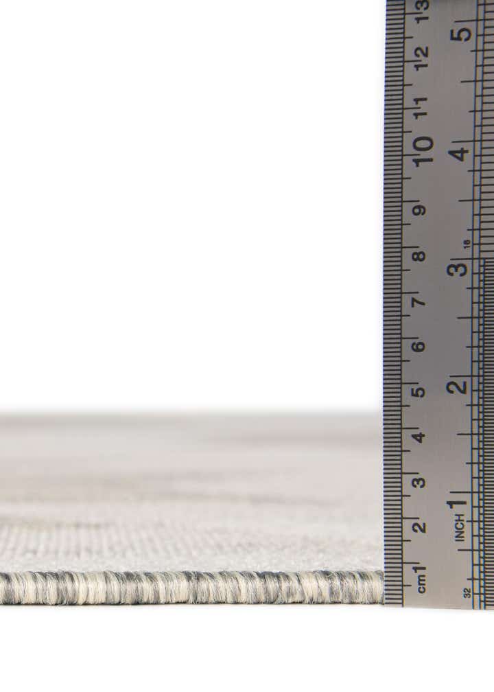 3' x 3' Easy-Clean Modern Indoor / Outdoor Round Rug