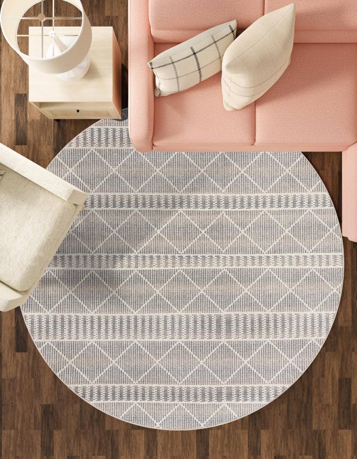 Detail image of 7' 10 x 7' 10  Washable Trellis Indoor / Outdoor Round Rug