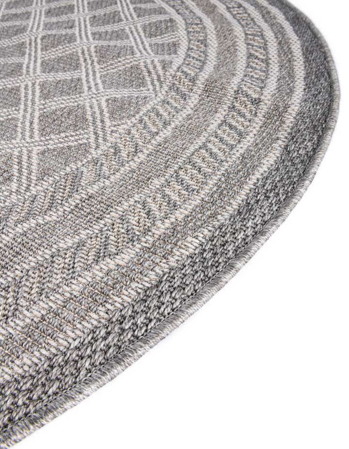 3' 3 x 3' 3 Easy-Clean Trellis Indoor / Outdoor Round Rug