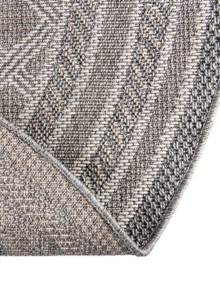 3' 3 x 3' 3 Easy-Clean Trellis Indoor / Outdoor Round Rug