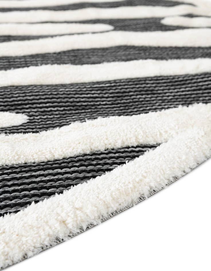Detail image of 3' x 3' Prismatic Round Rug