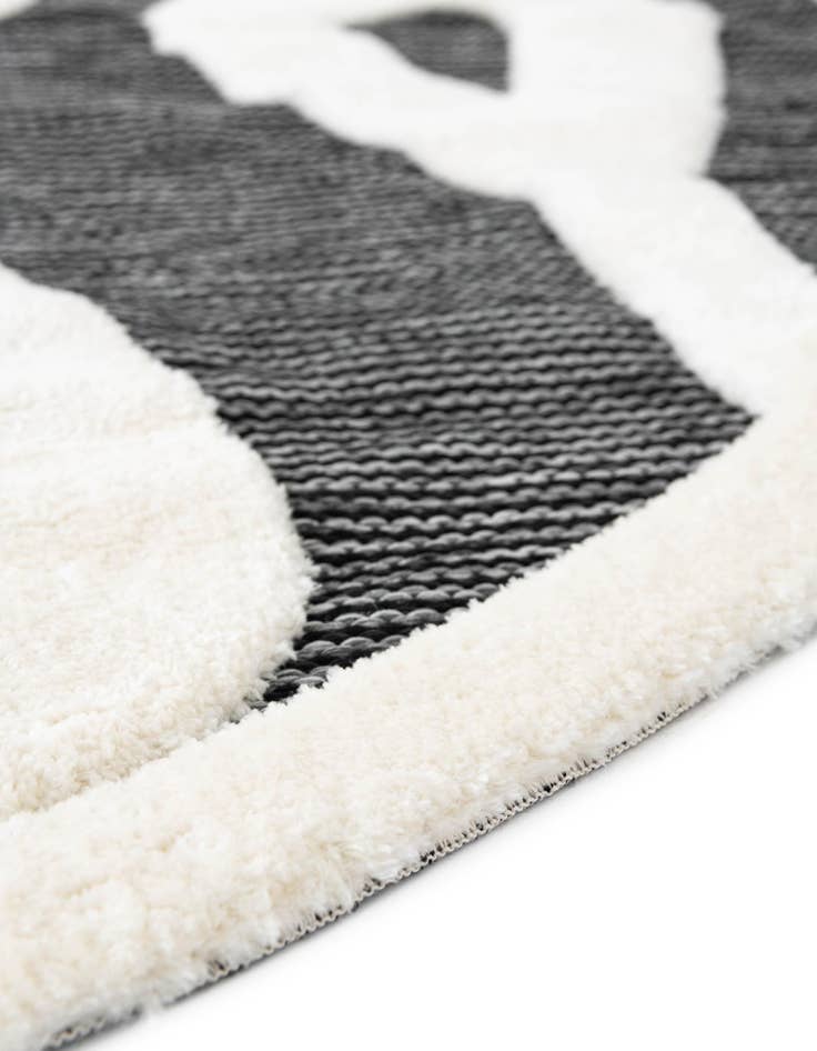 Detail image of 3' x 3' Prismatic Round Rug