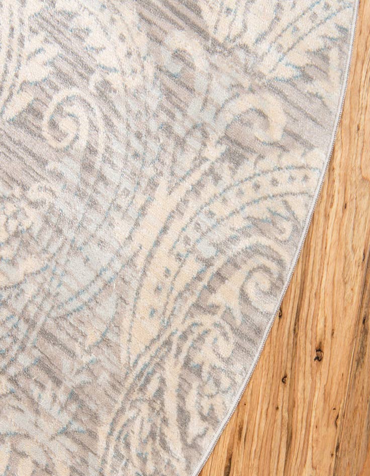 Detail image of 6' x 6' Restoration Round Rug