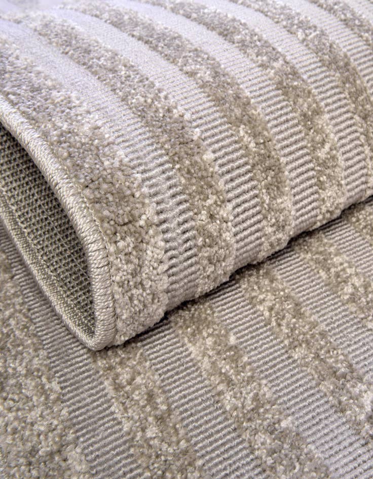 Detail image of 8' x 8'  Washable Sabrina Soto Prescott Indoor / Outdoor Round Rug