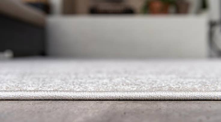 Detail image of 8' x 8' Easy-Clean Sabrina Soto Ola Indoor / Outdoor Round Rug