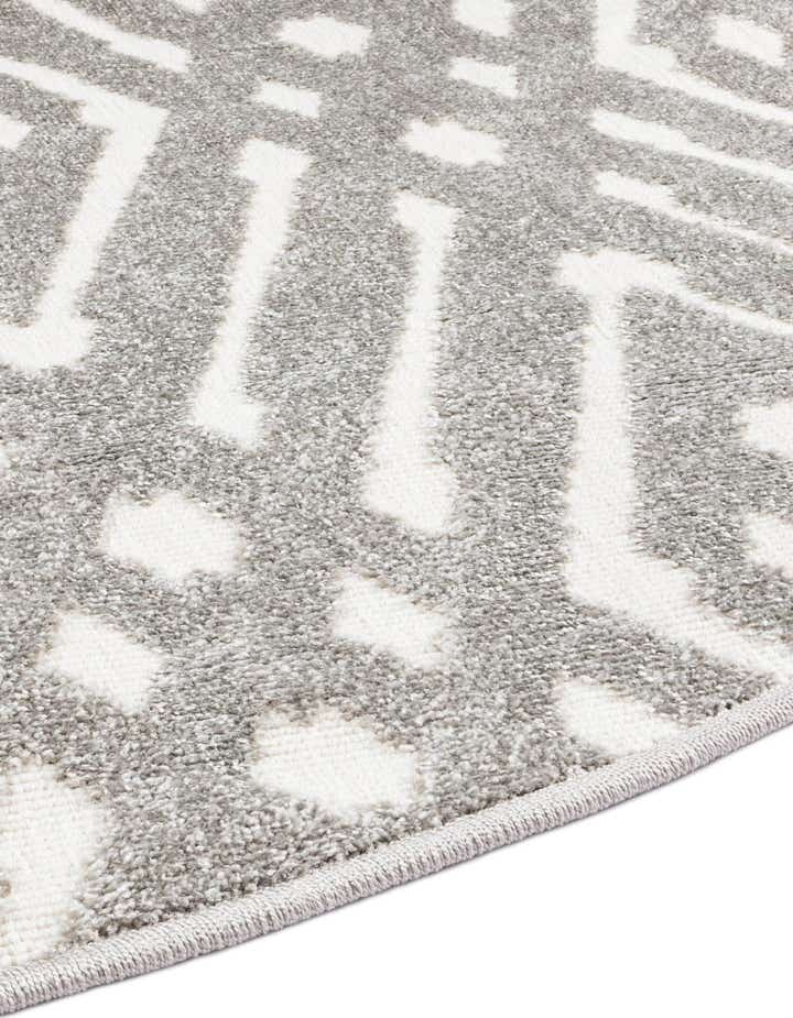 8' x 8' Easy-Clean Sabrina Soto Ella Indoor / Outdoor Round Rug