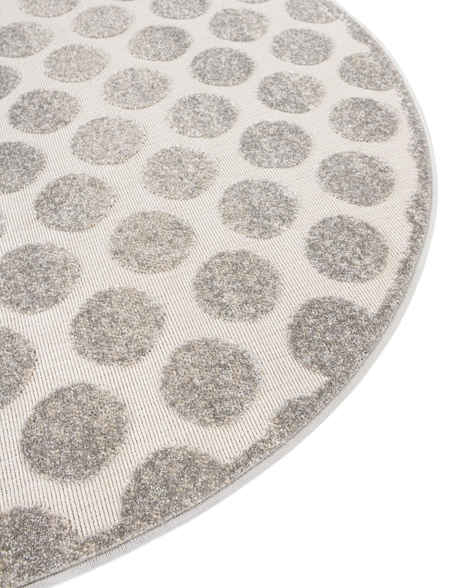 3' x 3' Easy-Clean Sabrina Soto Indoor / Outdoor Round Rug
