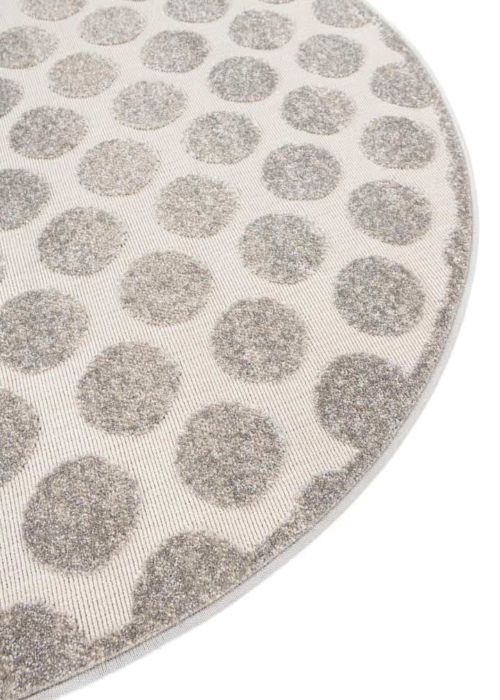 7' 10 x 7' 10 Easy-Clean Sabrina Soto Indoor / Outdoor Round Rug