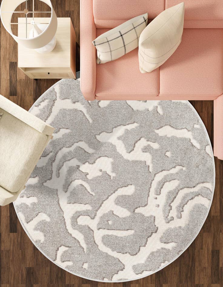 Detail image of 7' 10 x 7' 10  Washable Sabrina Soto Indoor / Outdoor Round Rug