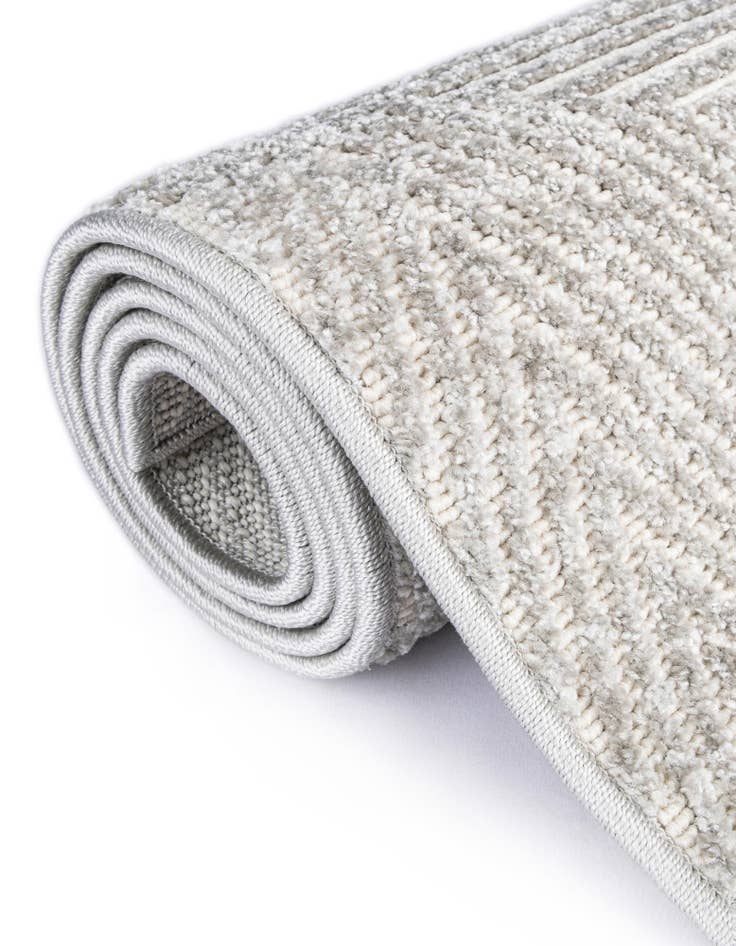 Detail image of 3' x 3' Easy-Clean Sabrina Soto Indoor / Outdoor Round Rug