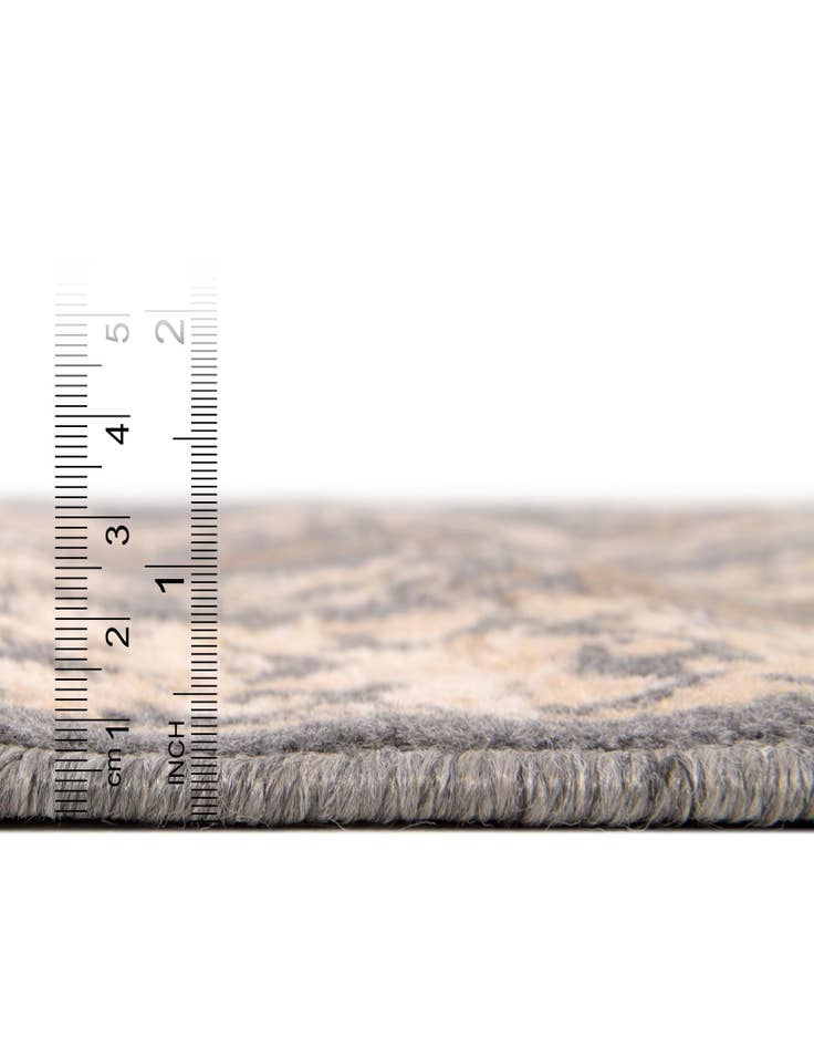 Detail image of 8' x 8' Sahara Round Rug