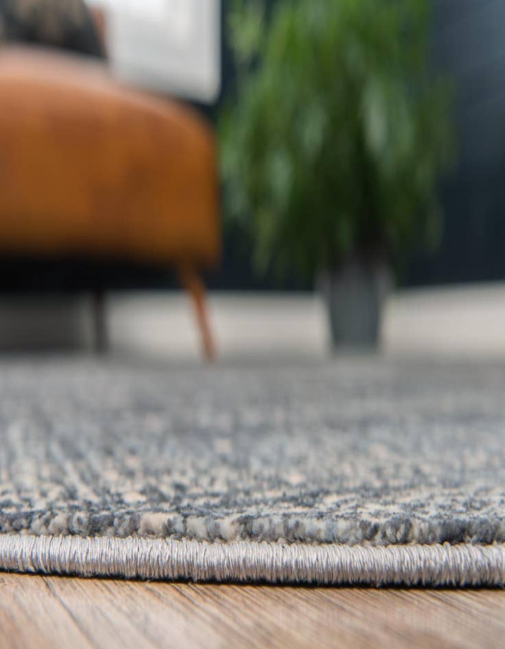 Detail image of 8' x 8' Solaris Round Rug