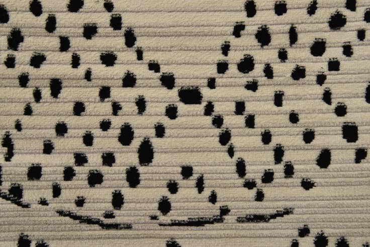 Detail image of 6' x 6' Spectrum Round Rug
