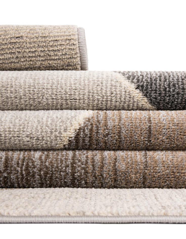 Detail image of 8' x 8'  Washable Spectrum Round Rug