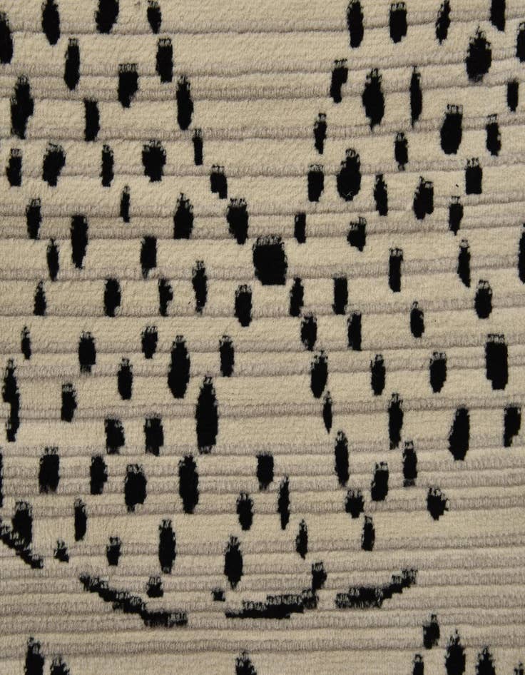 Detail image of 6' x 6' Theia Round Rug