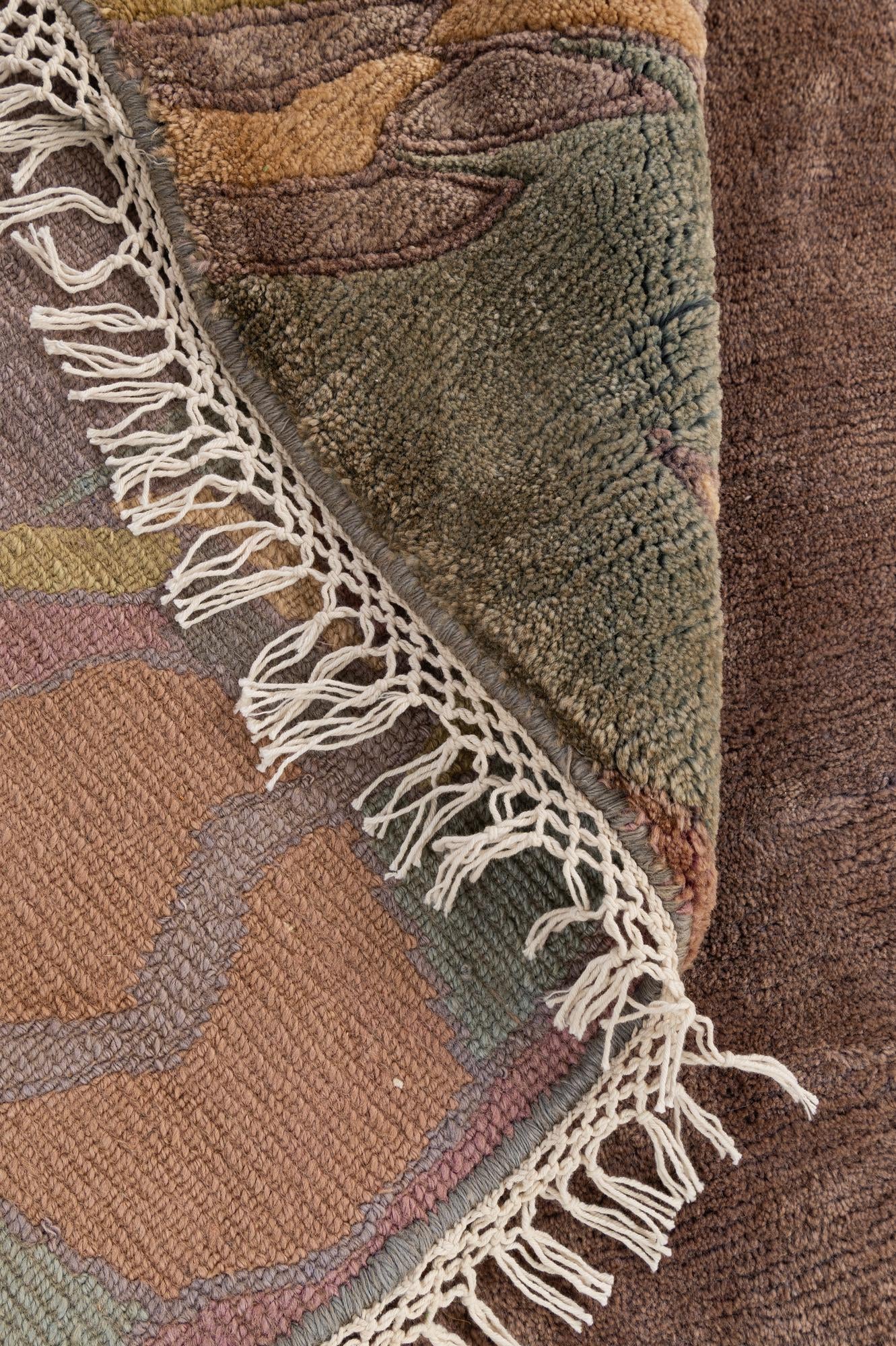 9' 8 x 9' 9 Hand Knotted Tibet Wool Round Rug