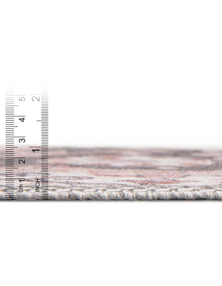 Detail image of 5' 1 x 5' 1 Washable Timeless Round Rug