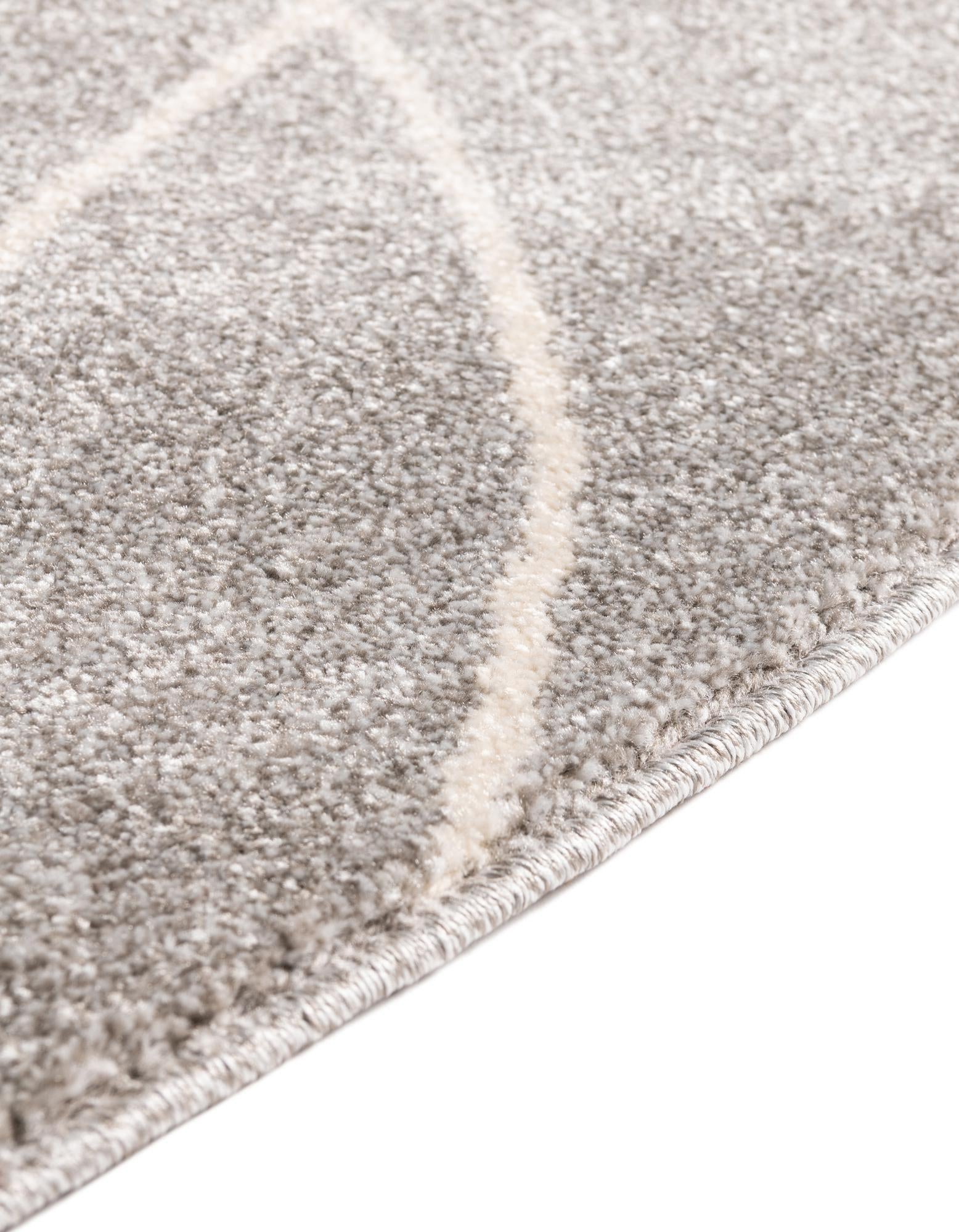 3' 3 x 3' 3 Titania Round Rug