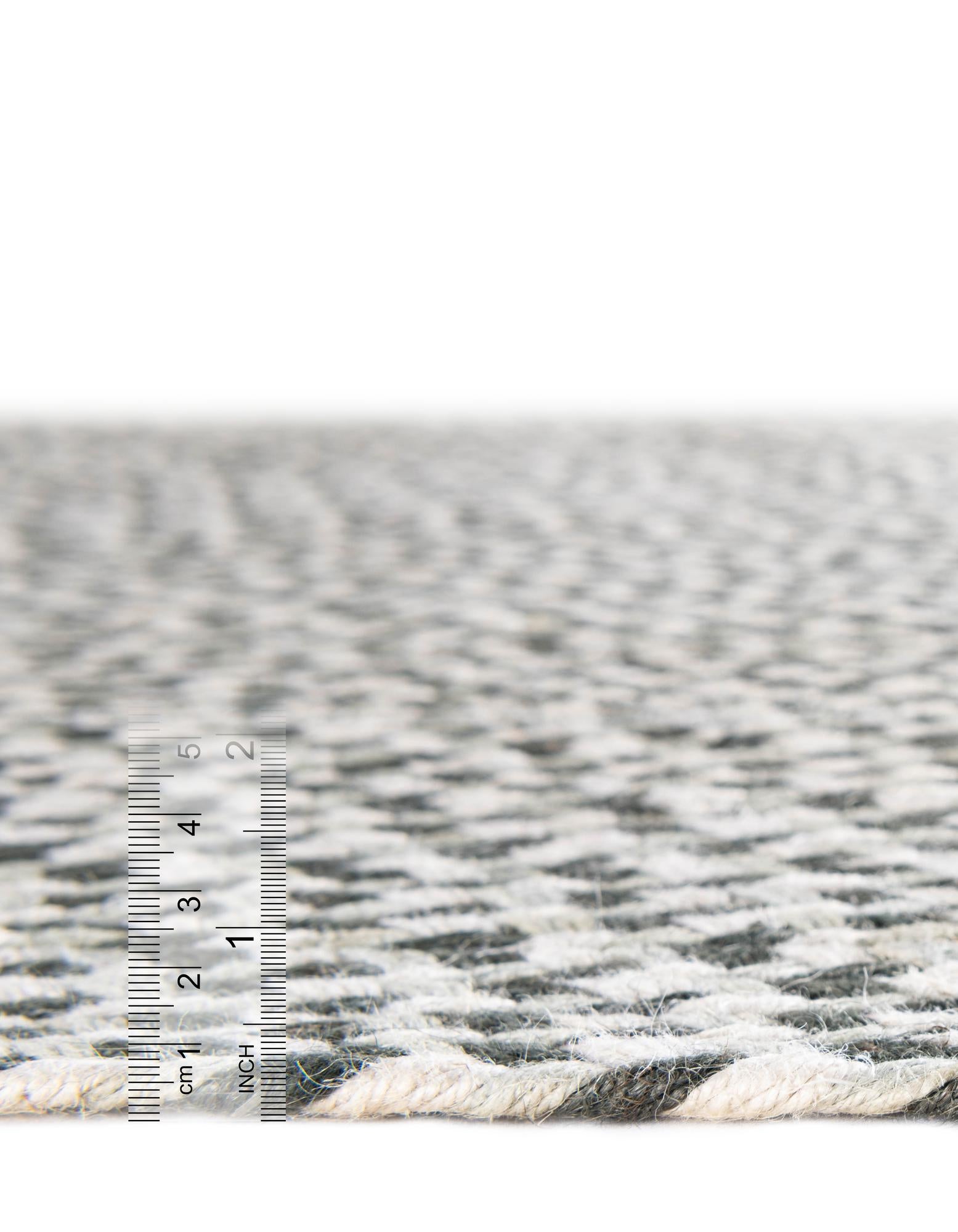 7' 10 x 7' 10 Handmade Tweed Braided Jute Round Rug
