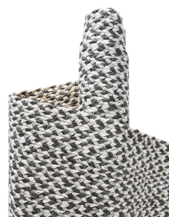 7' 10 x 7' 10 Handmade Tweed Braided Jute Round Rug