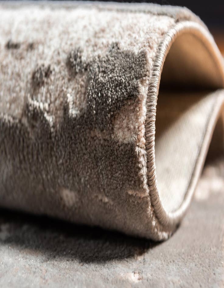 Detail image of 5' 3 x 5' 3 Uptown Lexington Avenue Round Rug