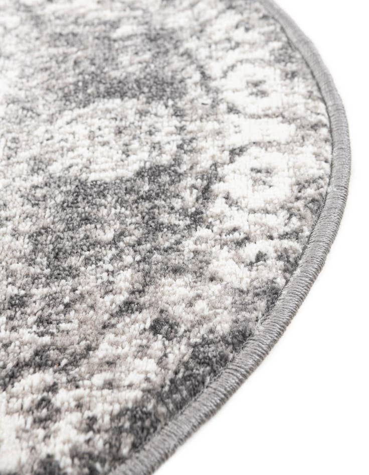 Detail image of 4' x 4' Veneto Round Rug