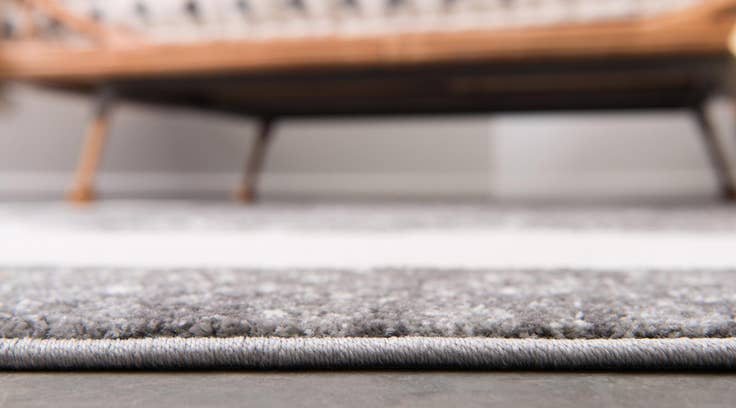 Detail image of 8' x 8' Venice Round Rug