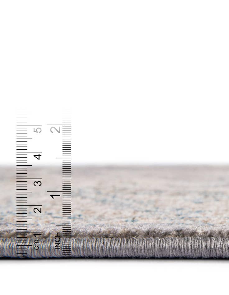 Detail image of 7' 3 x 7' 3 Vienna Round Rug