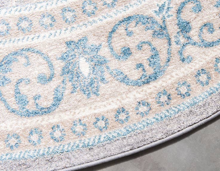 Detail image of 6' x 6' Vienna Round Rug