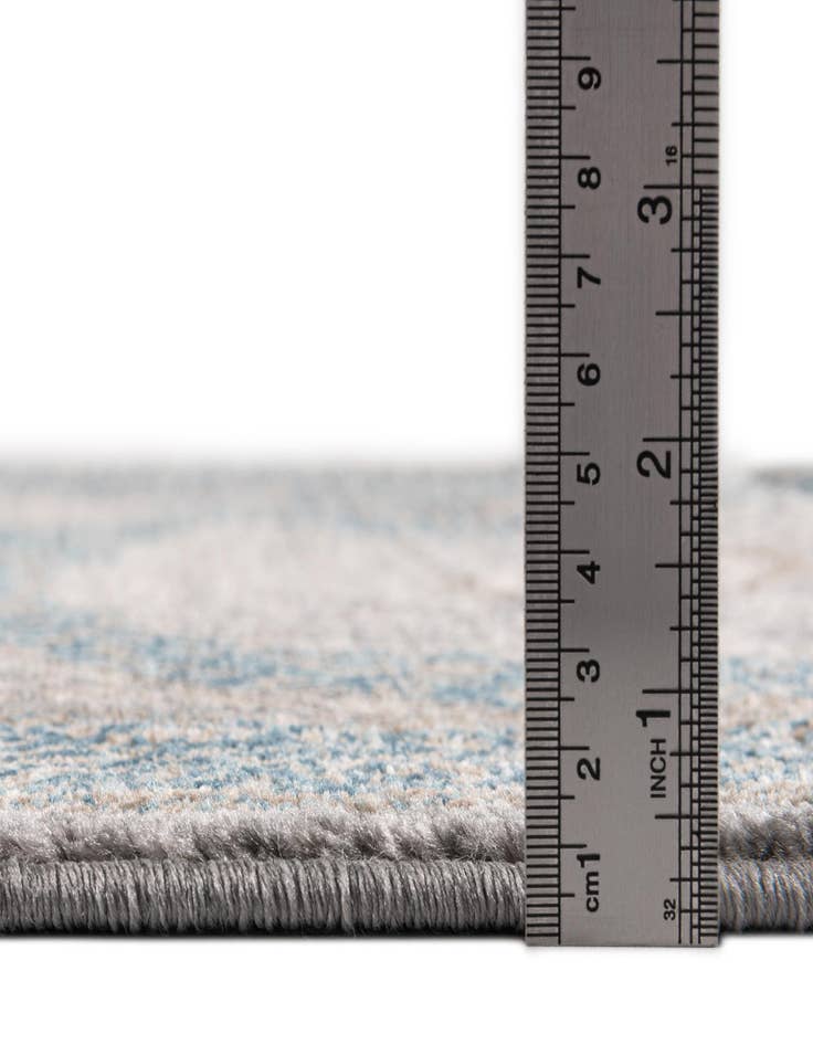 Detail image of 5' x 5' Viola Round Rug