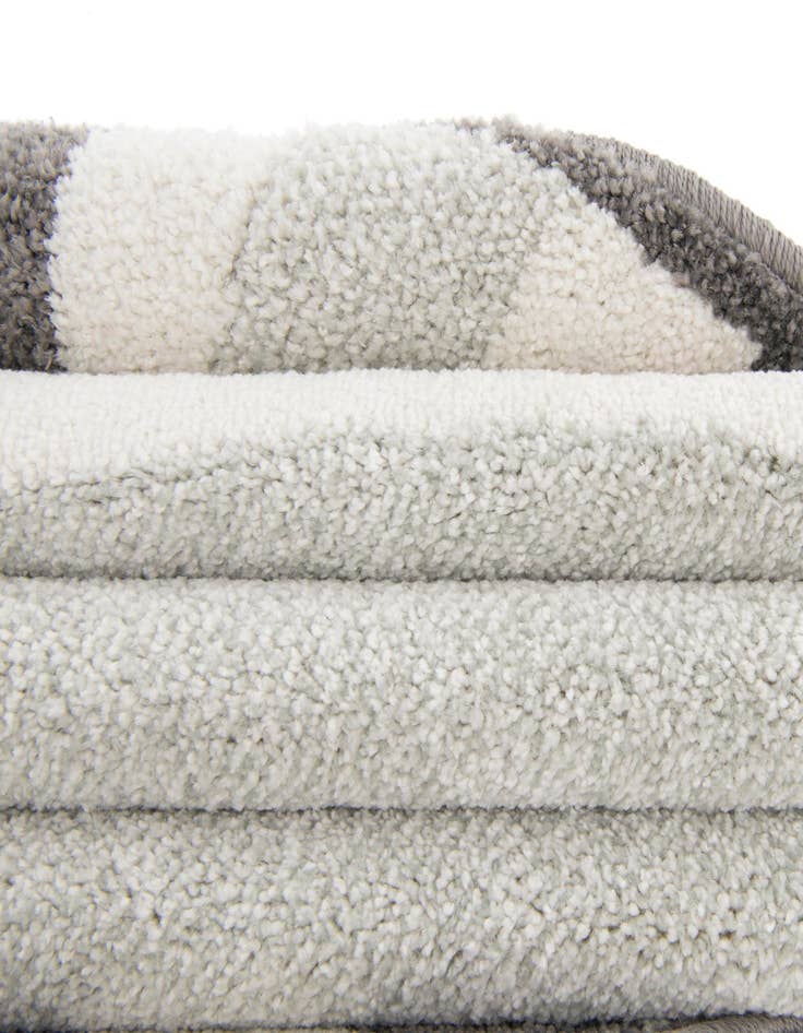 Detail image of 3' 3 x 3' 3 Cat Whimsy Kids Round Rug