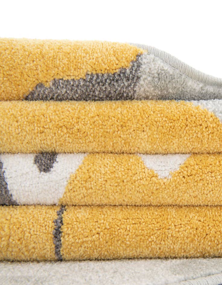 Detail image of 7' 10 x 7' 10 Tiger Whimsy Kids Round Rug