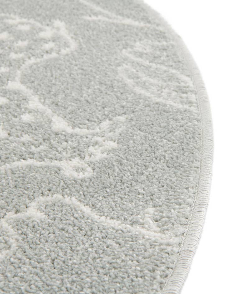 Detail image of 5' 3 x 5' 3 Animals Whimsy Kids Round Rug