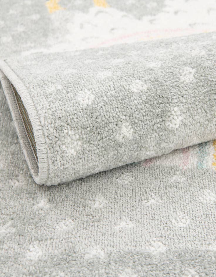 Detail image of 7' 10 x 7' 10 Llama Whimsy Kids Round Rug