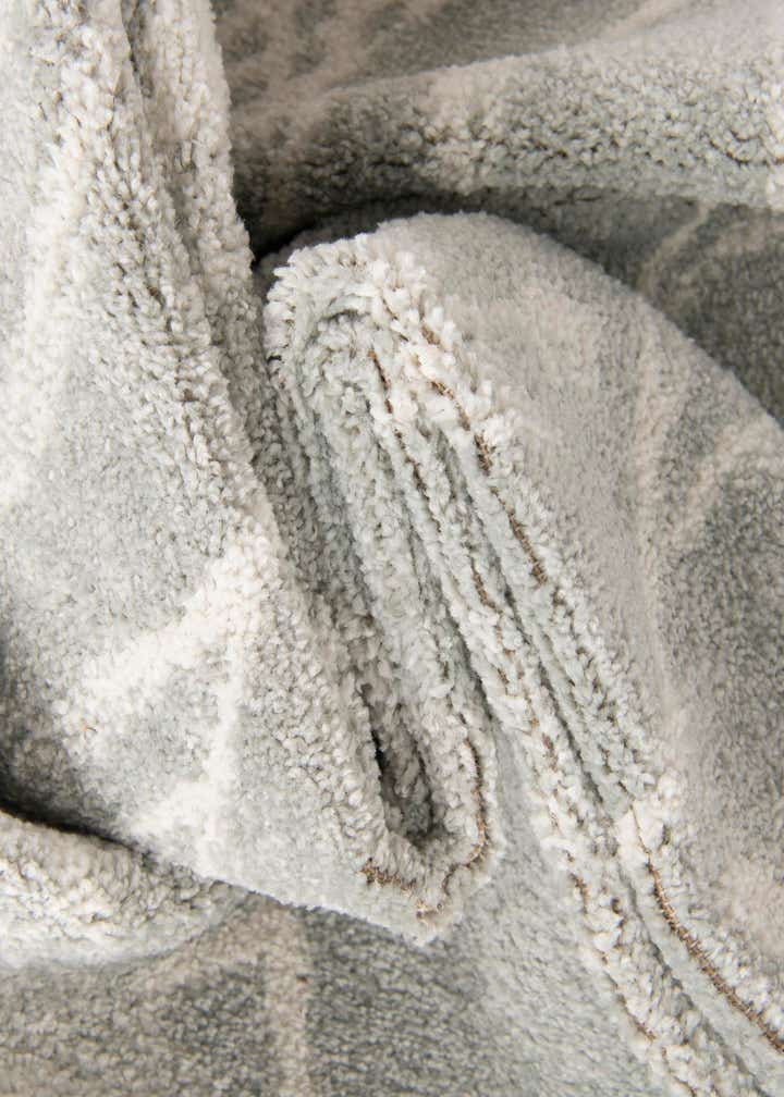 5' 3 x 5' 3 Animals Whimsy Kids Round Rug