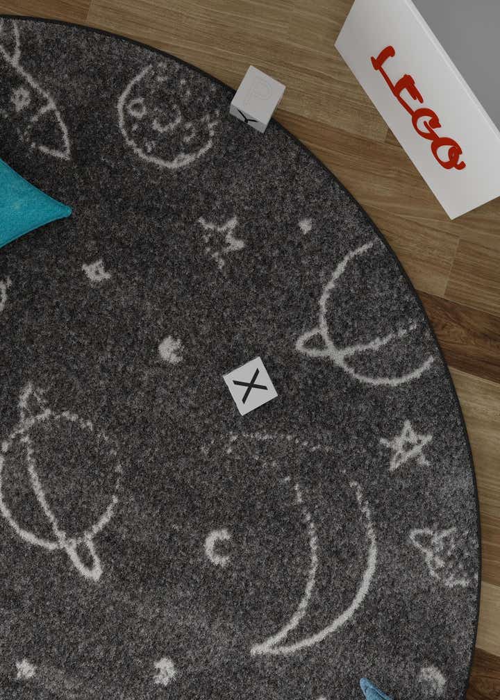 3' 3 x 3' 3 Planets Whimsy Kids Round Rug