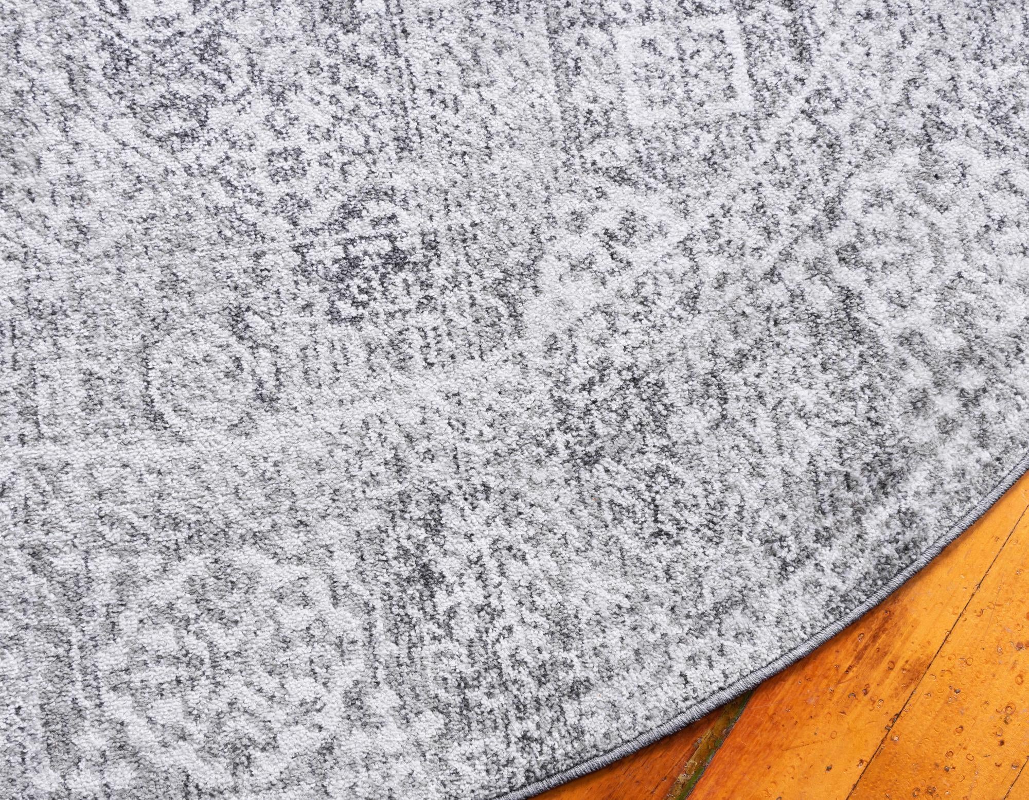 3' 3 x 3' 3 Williamsburg Round Rug