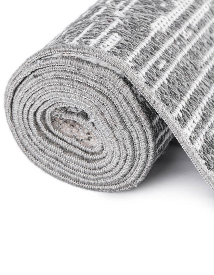 Detail image of 2' 3 x 4' Abbey Runner Rug