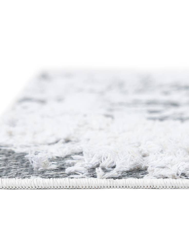 Detail image of 2' 3 x 4' Abbey Runner Rug
