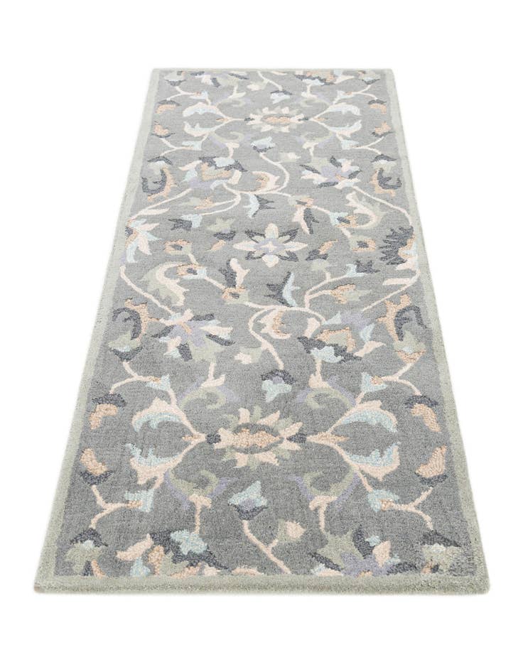 Detail image of 2' 4 x 6' Agra Runner Rug