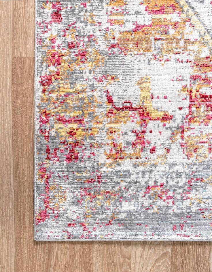 Detail image of 2' 7 x 9' 10 Alexis Runner Rug