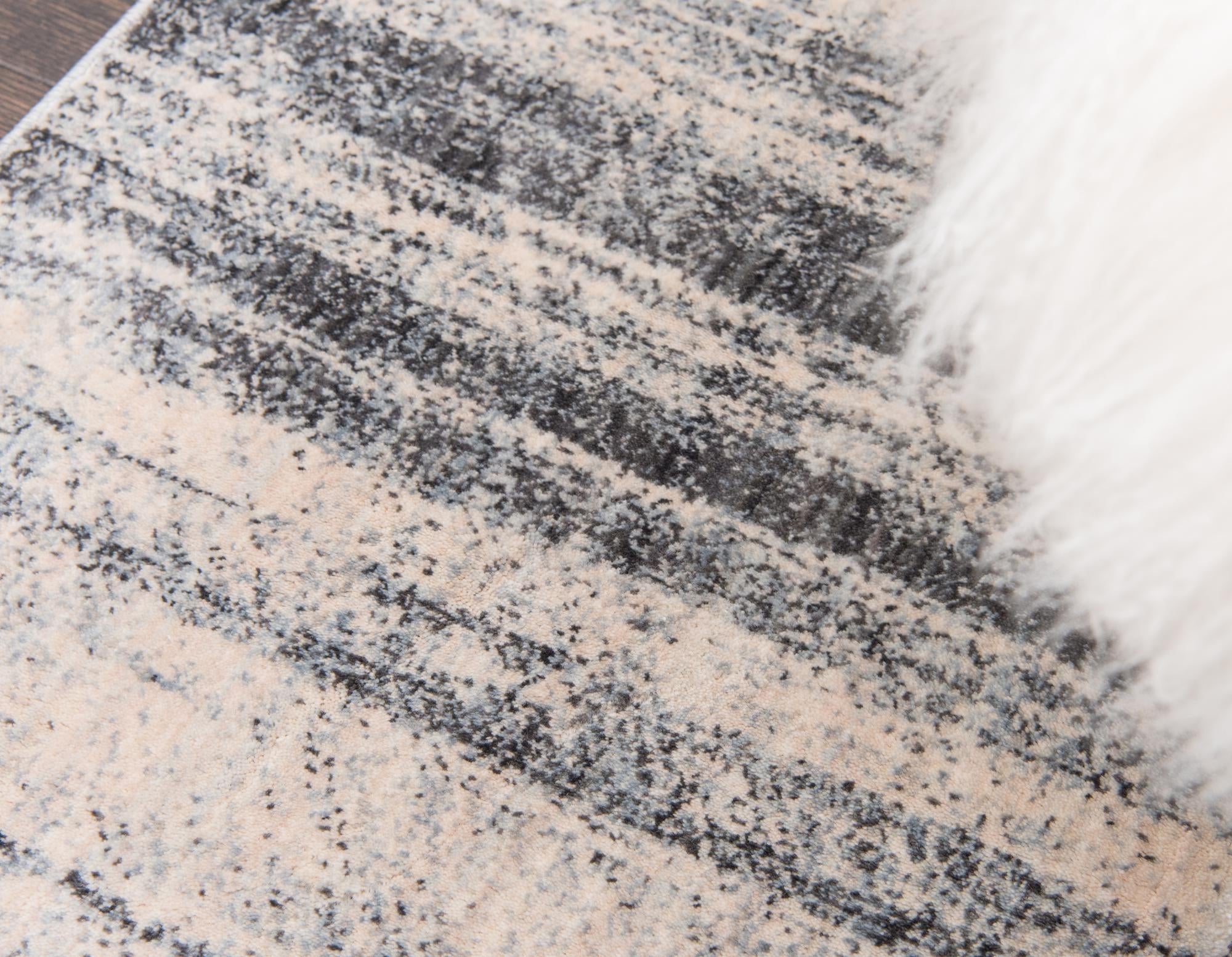 2' 2 x 6' Apollo Runner Rug