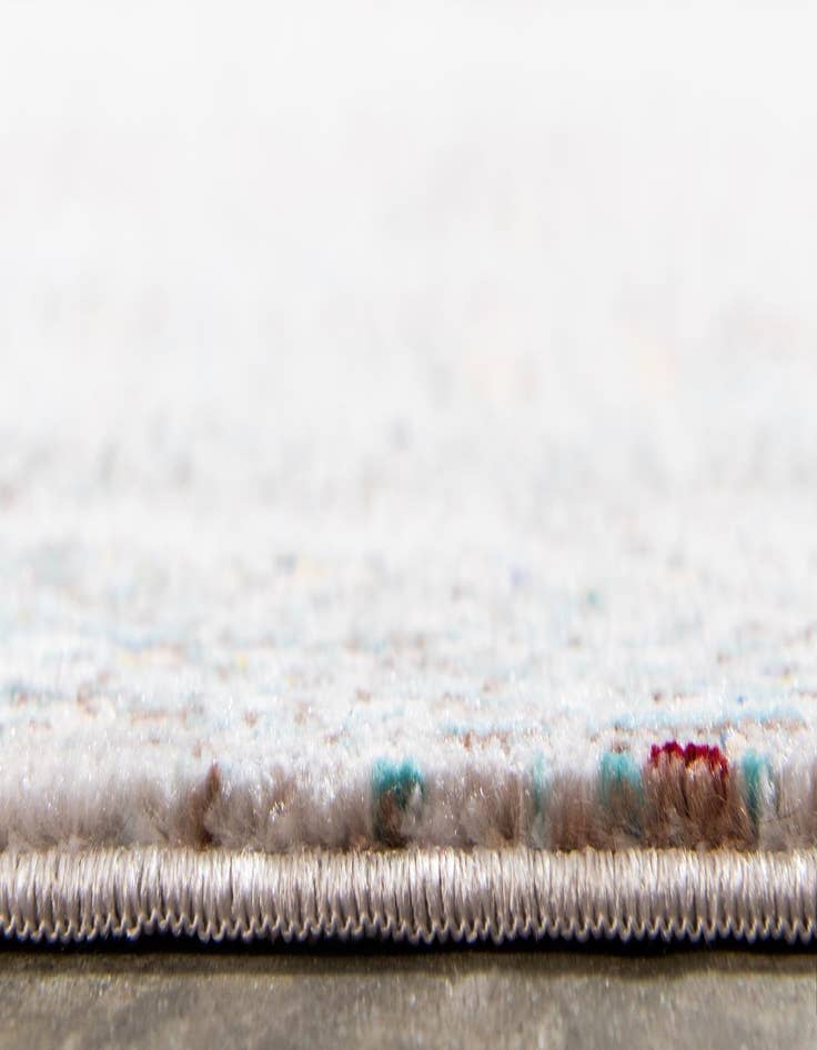 Detail image of 2' 7 x 9' 10 Aqua Runner Rug