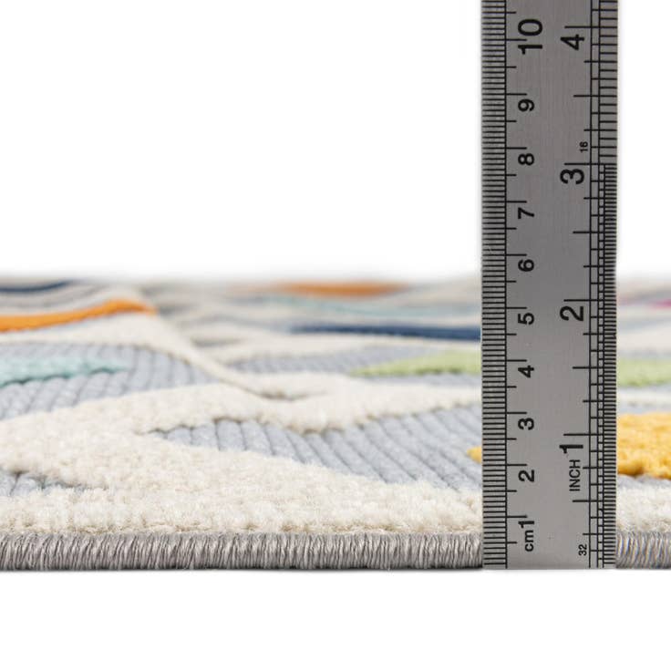 Detail image of 2' x 6' Easy-Clean Aruba Indoor / Outdoor Runner Rug