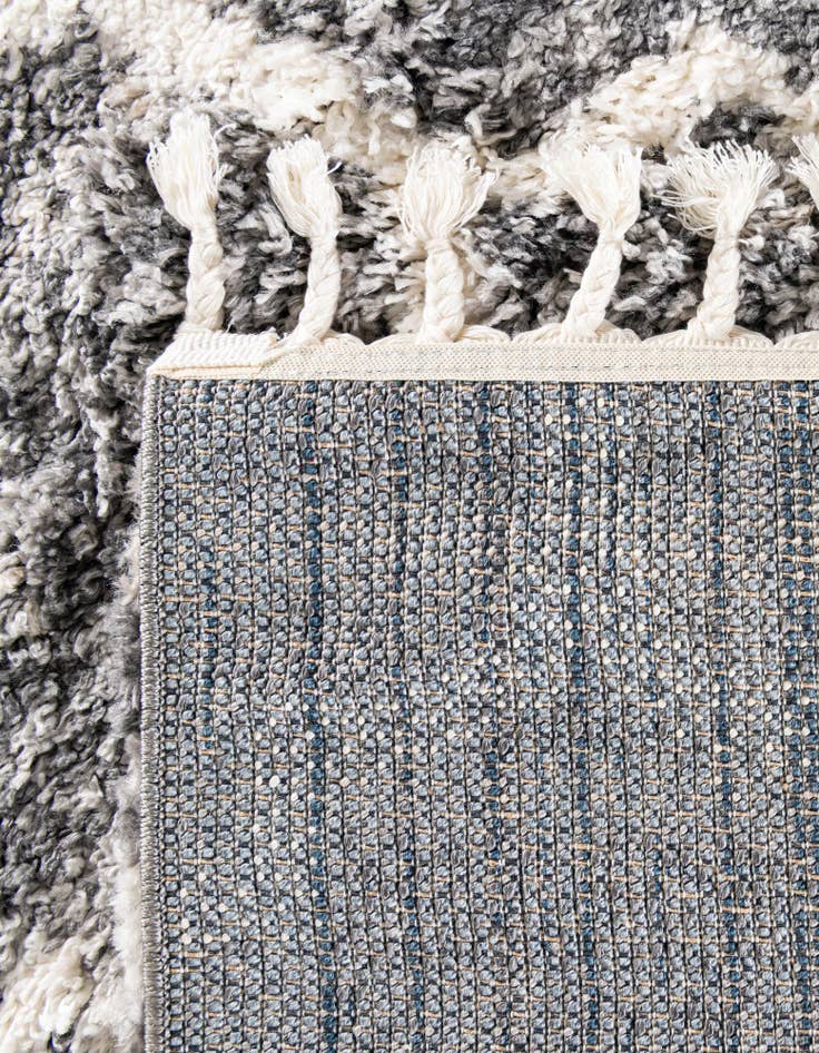 Detail image of 2' 7 x 8' 2 Athena Shag Runner Rug