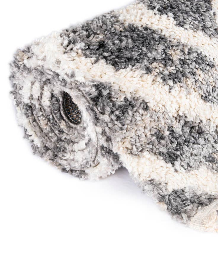 Detail image of 2' 2 x 6' Athena Shag Runner Rug