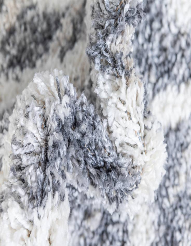 Detail image of 2' 2 x 6' Athena Shag Runner Rug