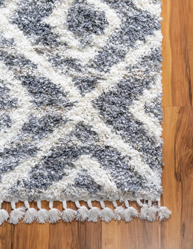 Detail image of 2' 2 x 6' Athena Shag Runner Rug