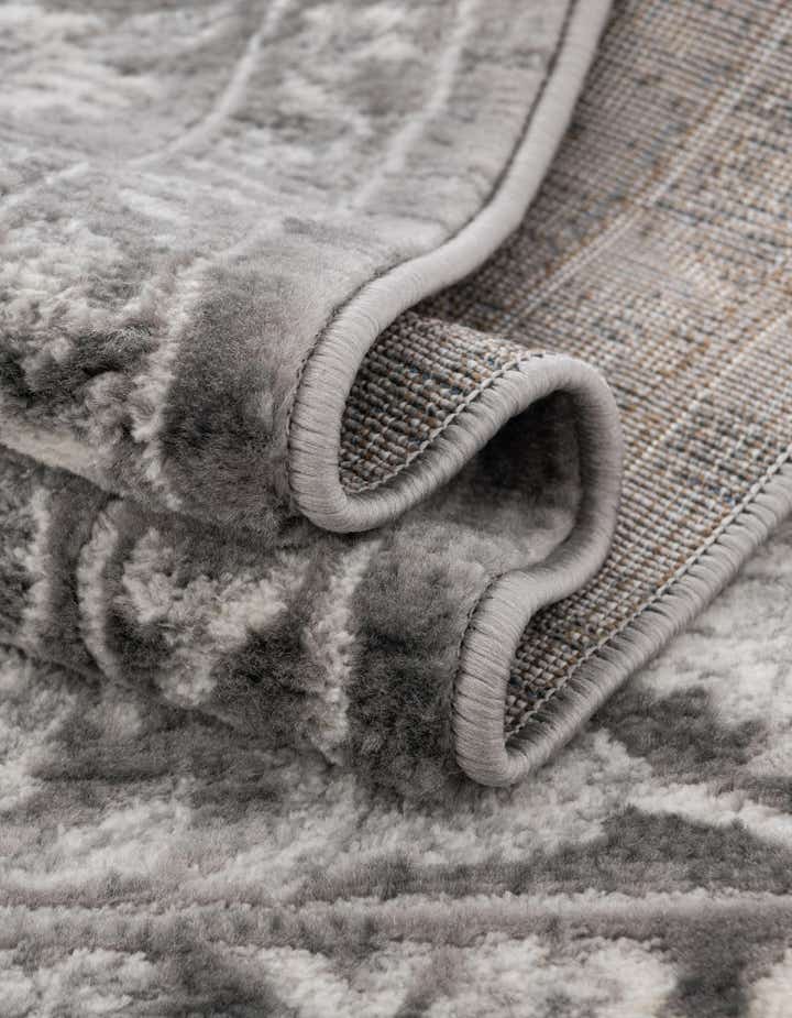 2' x 5' 3 Boston Runner Rug