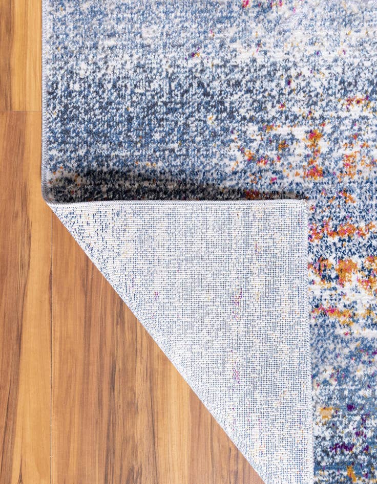 Detail image of 2' x 5' 9 Budapest Runner Rug